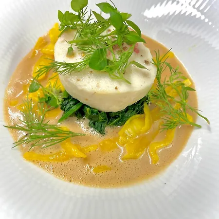 Hotel Broholm Castle 3*