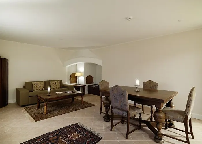 Broholm Castle 호텔 Gudme